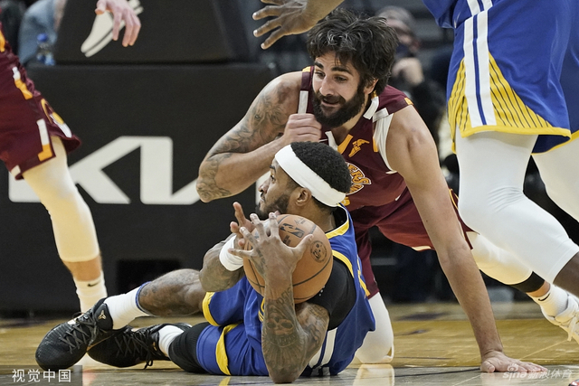 防守反击以 防守反击以